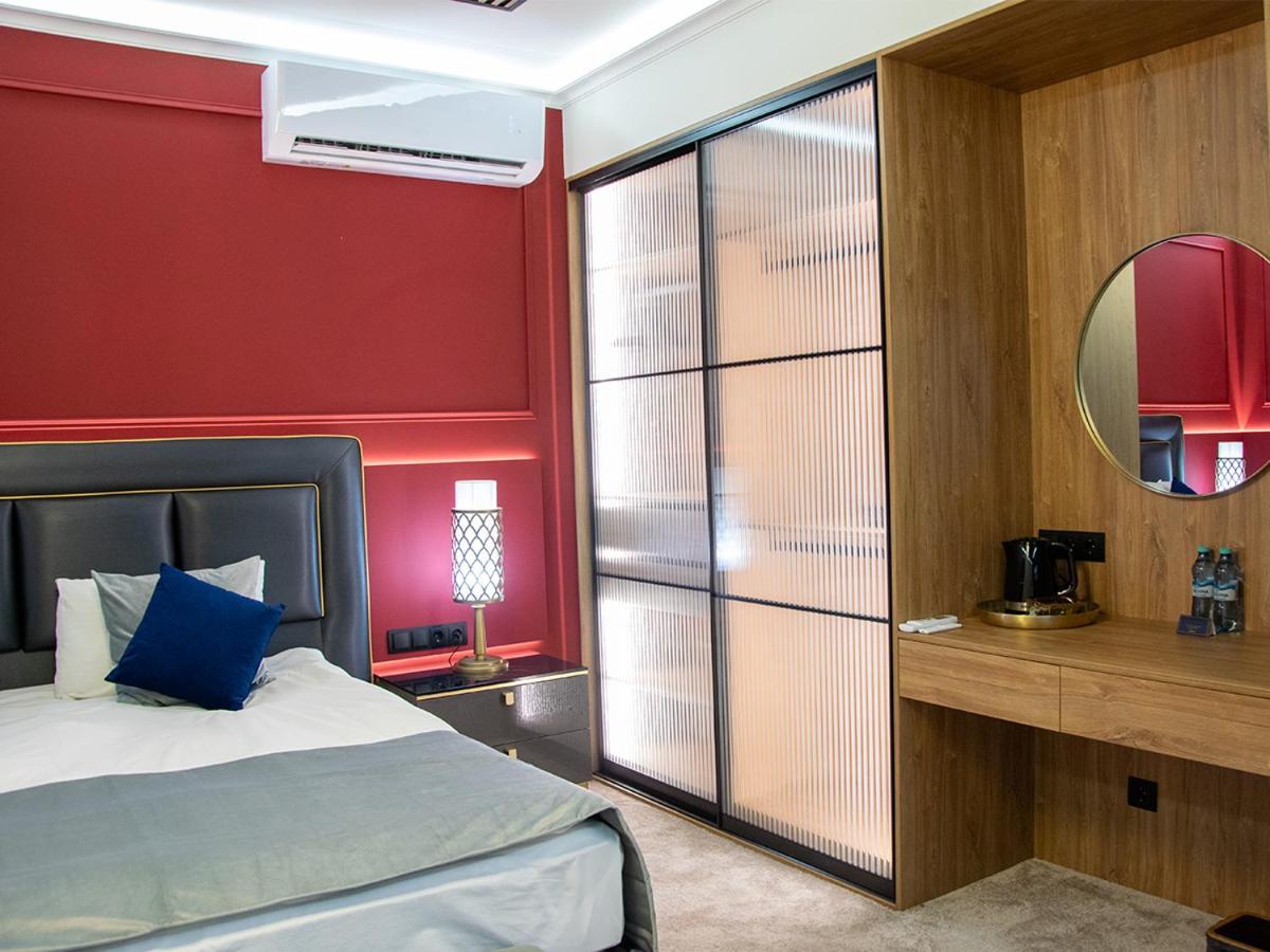 צ'יסינאו Aquaperla Hotel & Spa מראה חיצוני תמונה