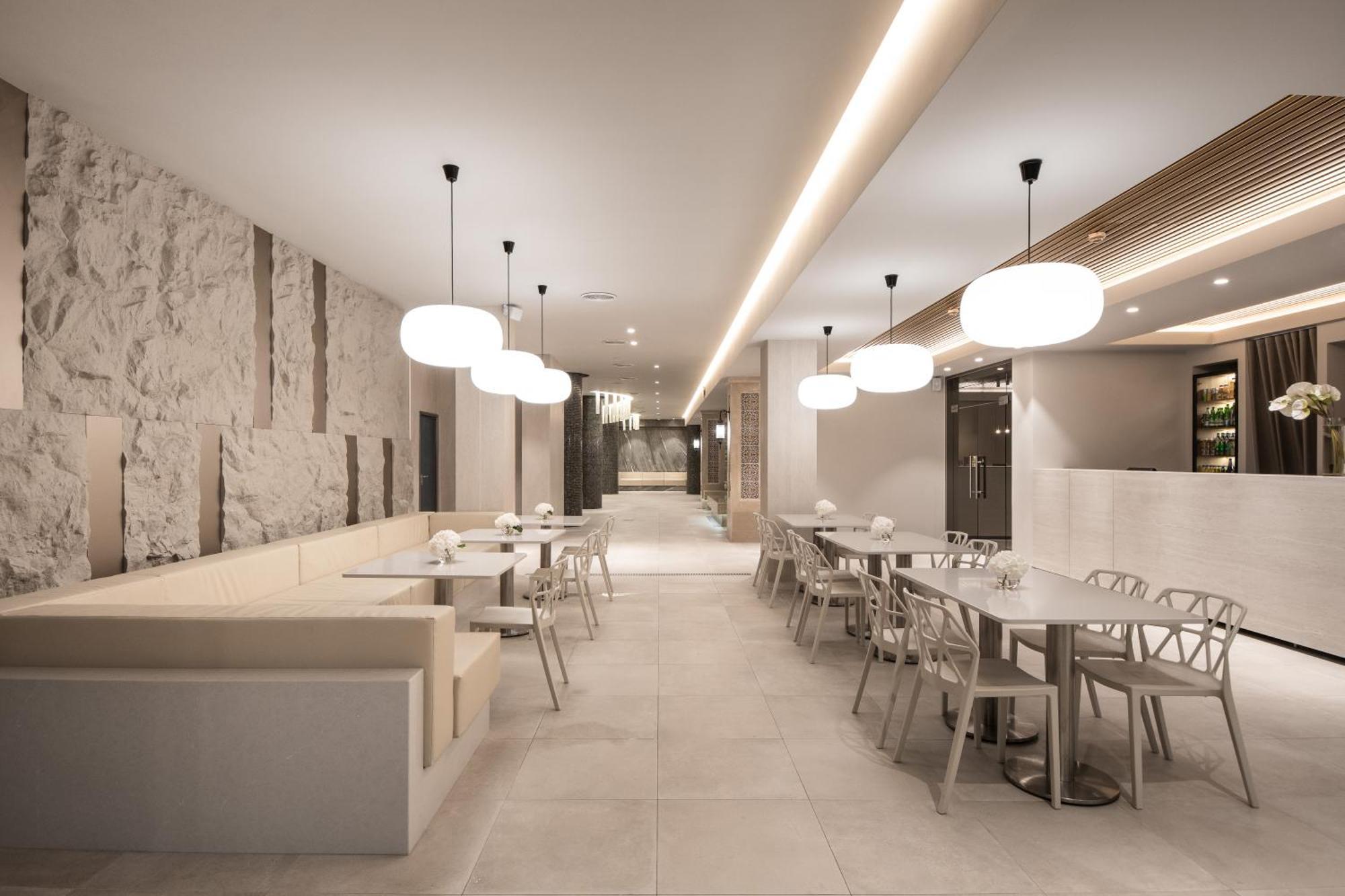 צ'יסינאו Aquaperla Hotel & Spa מראה חיצוני תמונה