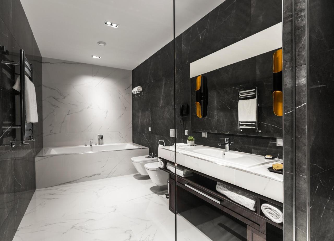 צ'יסינאו Aquaperla Hotel & Spa מראה חיצוני תמונה